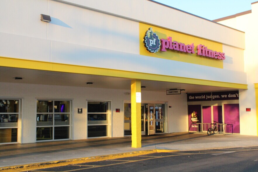 More Photos Of 8320 Florida Ave, Tampa Unknown For Sale