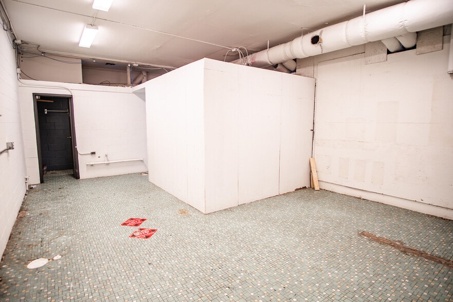 More Photos Of 1218 E Magnolia Ave, Knoxville Freestanding For Lease