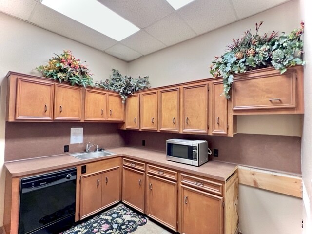 More Photos Of 3512 Avenue I, Rosenberg Office For Lease