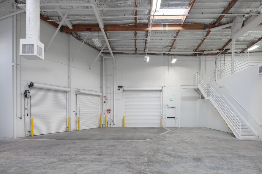 More Photos Of 2651 La Mirada Dr, Vista Light Manufacturing For Lease