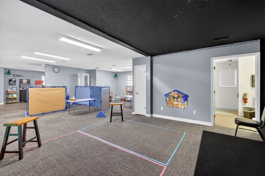 More Photos Of 1055 Teague Trl, Lady Lake Religious Facility For Sale