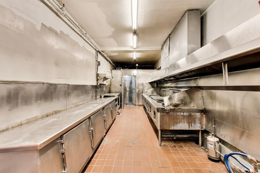 More Photos Of 217 Columbus Ave, San Francisco Restaurant For Lease