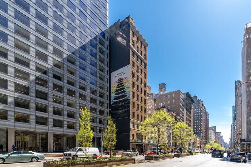 More Photos Of 461 Park Ave S, New York Office For Lease