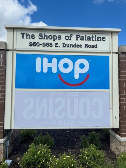 More Photos Of 948 E Dundee Rd, Palatine Freestanding For Sale