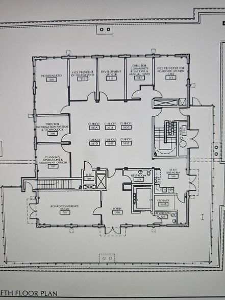 More Photos Of 75 NW Couch St, Portland Medical For Lease