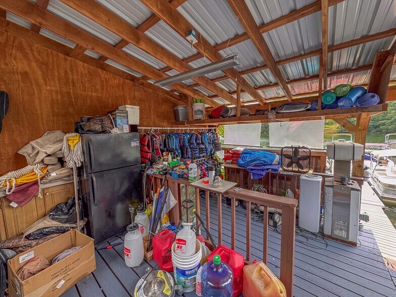 More Photos Of 270 Deyton Camp Rd, Robbinsville Marina For Sale