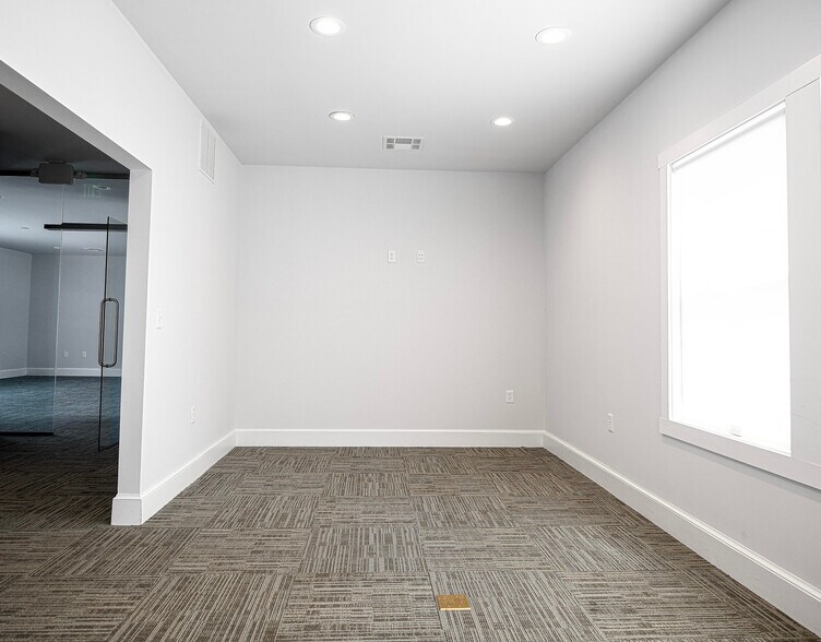 More Photos Of 415 Pennington Ave, Havre De Grace Office For Sale
