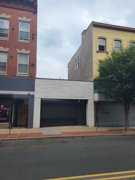 More Photos Of 240 E State St, Trenton General Retail For Lease