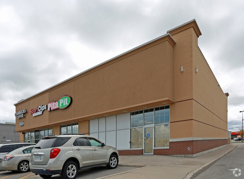 More Photos Of 3059 Wonderland Rd S, London Freestanding For Lease
