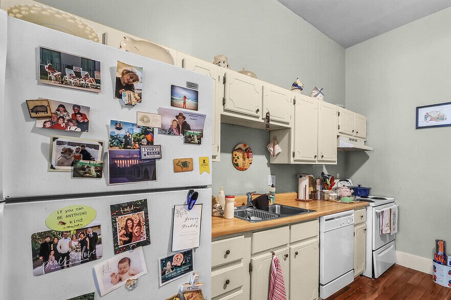 More Photos Of 301 E Henry St, Savannah Multifamily For Sale