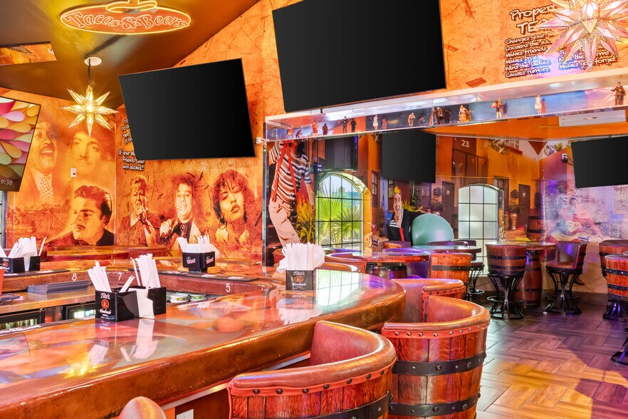 More Photos Of 1884 Arizona 95, Bullhead City General Retail For Sale