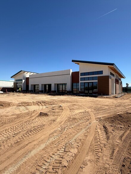 More Photos Of 15634 Main St, Hesperia Storefront For Lease