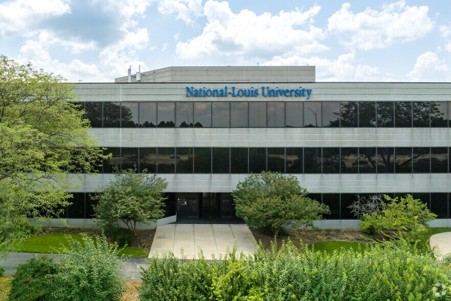 More Photos Of 850 Warrenville Rd, Lisle Office For Sale