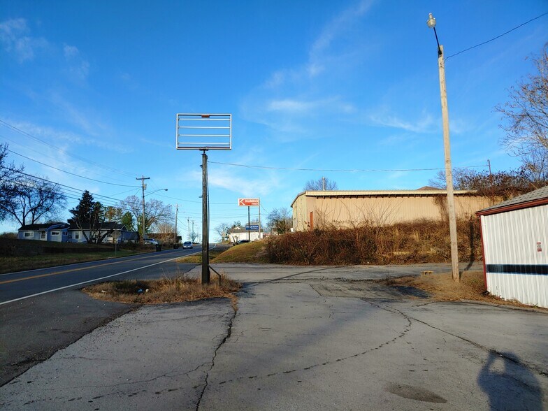 More Photos Of 170 Mayberry St, Sparta Industrial For Sale