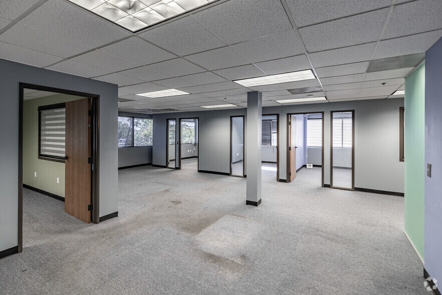 More Photos Of 500 S Kraemer Blvd, Brea Office For Lease