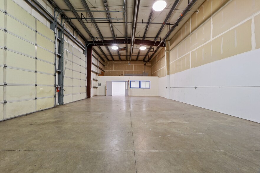 More Photos Of 1718 SE 8th Ave, Camas Warehouse For Sale