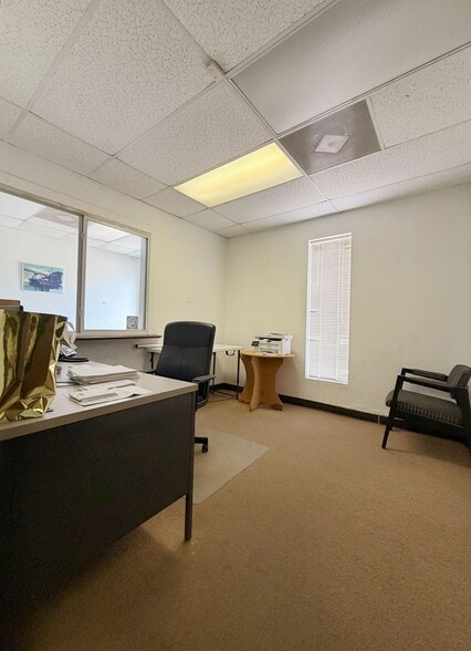 More Photos Of 11240 Brittmoore Park Dr, Houston Warehouse For Sale