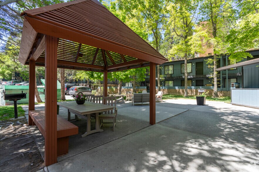 More Photos Of 1617 N Virginia St, Reno Apartments For Sale