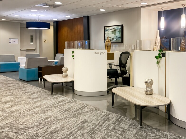 More Photos Of 2820 Boul Laurier, Québec Coworking Space