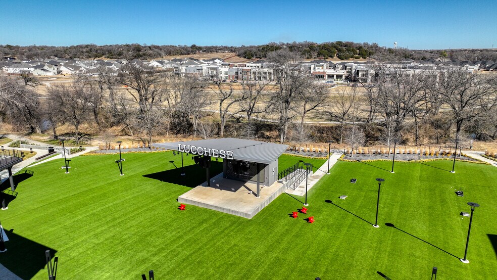 More Photos Of 460 Shops Blvd, Willow Park Unknown For Lease