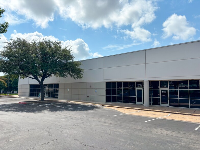 More Photos Of 7901 E Riverside Dr, Austin Unknown For Lease