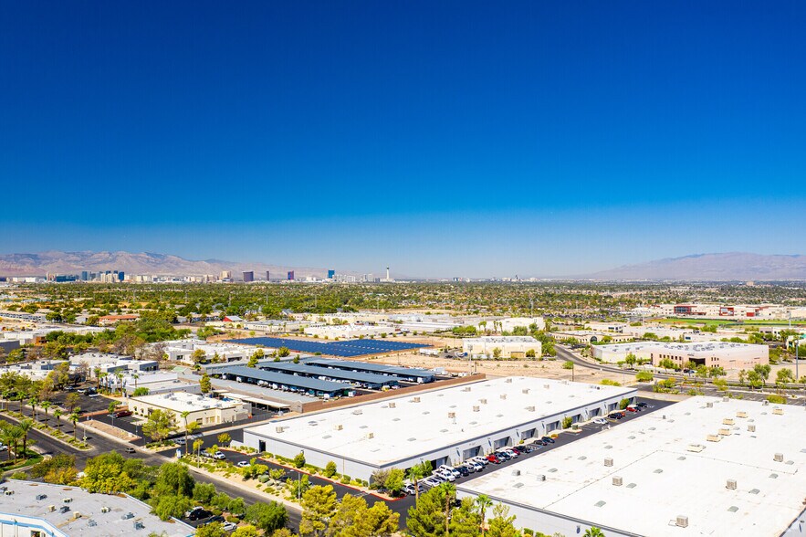 More Photos Of 7 Sunset Way, Henderson Warehouse For Lease