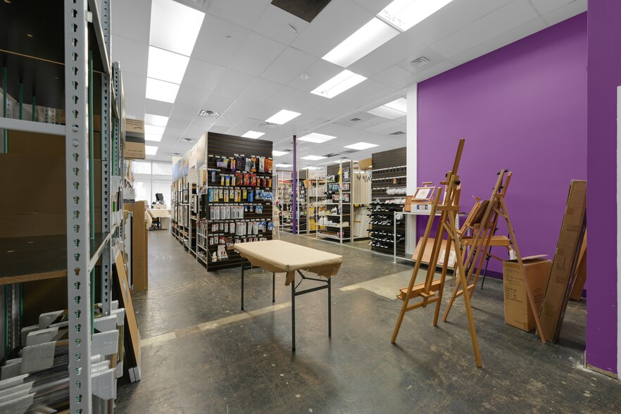 More Photos Of 953 Brunette Ave, Coquitlam General Retail For Sale