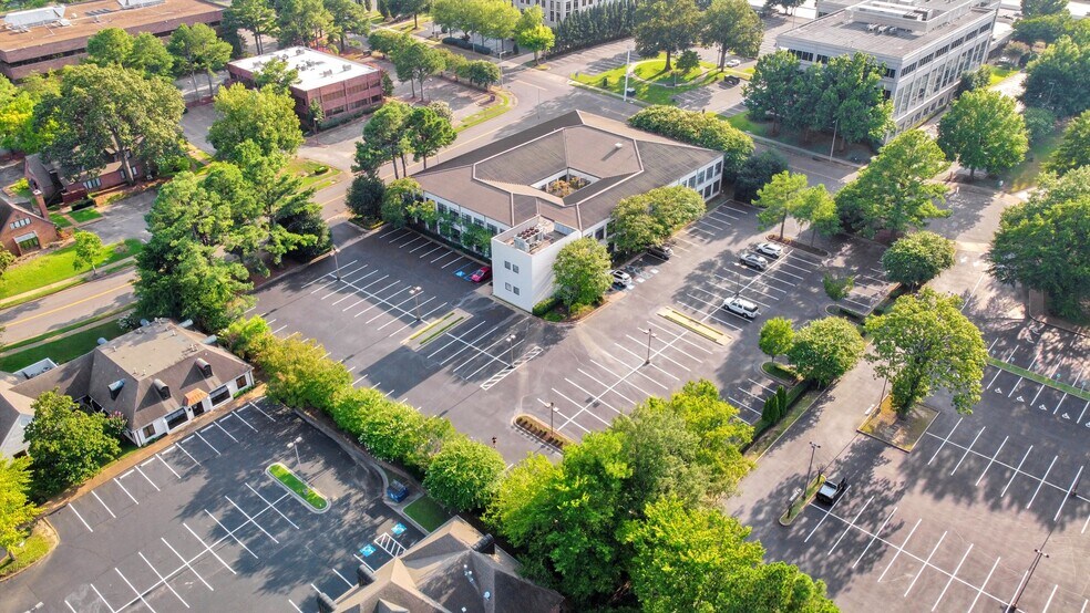 More Photos Of 756-765 Ridge Lake Blvd, Memphis Medical For Lease