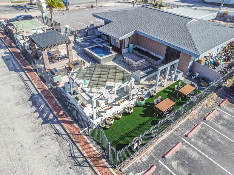 More Photos Of 2036 S Ridgewood Ave, Daytona Beach Medical For Sale