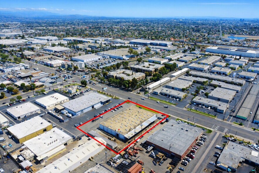 More Photos Of 1005 E Orangethorpe Ave, Anaheim Warehouse For Sale