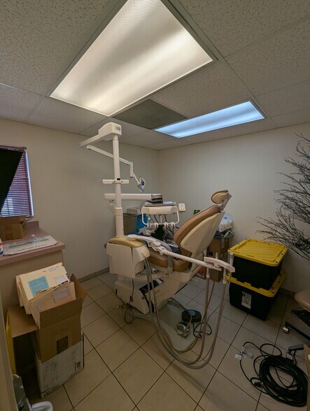 More Photos Of 1614 French St, Santa Ana Medical For Sale