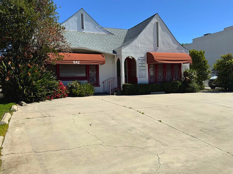 Primary Photo Of 636-642 N Larchmont Blvd, Los Angeles Office For Sale
