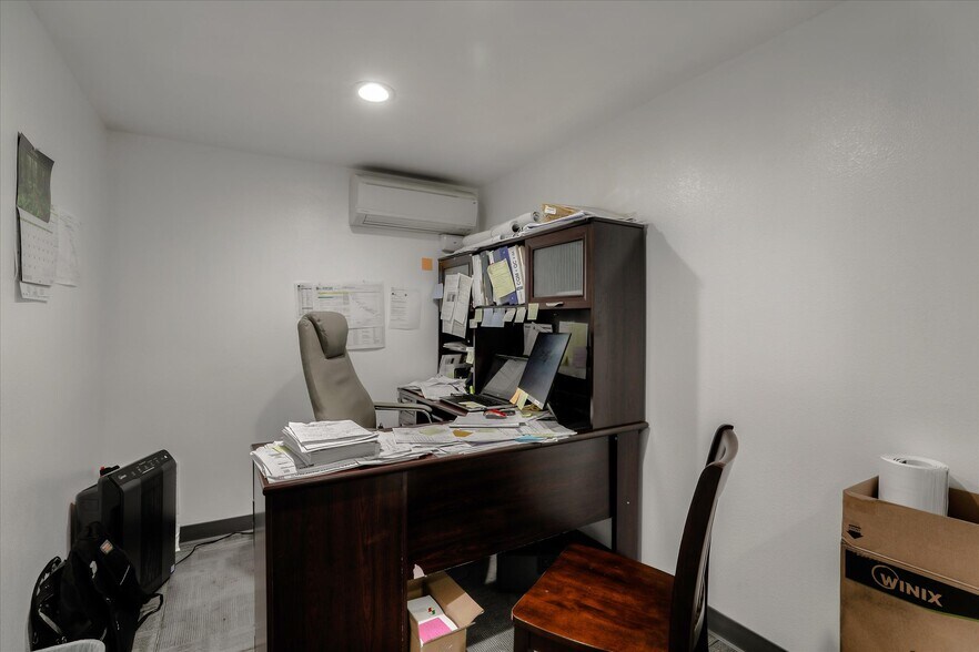 More Photos Of 1165-1169 N 5th St, San Jose Service For Sale