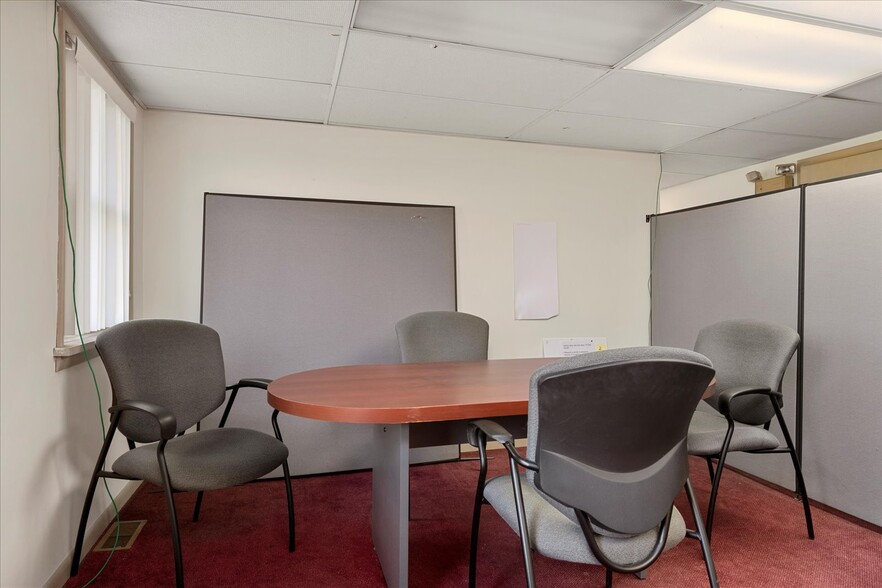 More Photos Of 1660 Champlin Ave, Utica Office Residential For Sale