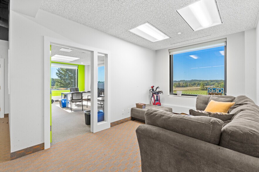 More Photos Of 1 Broadcast Way, Cadillac Medical For Sale