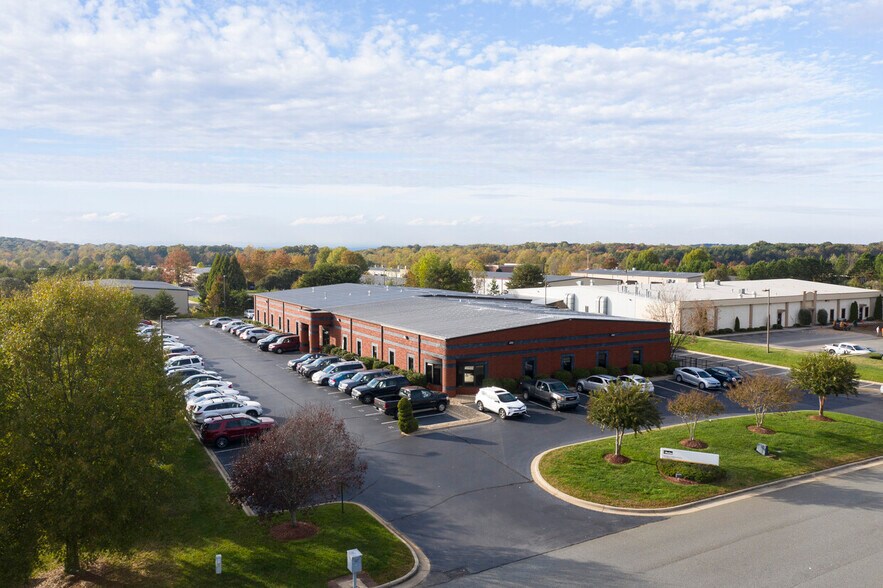 Primary Photo Of 127 Speedway Ln, Mooresville Manufacturing For Sale