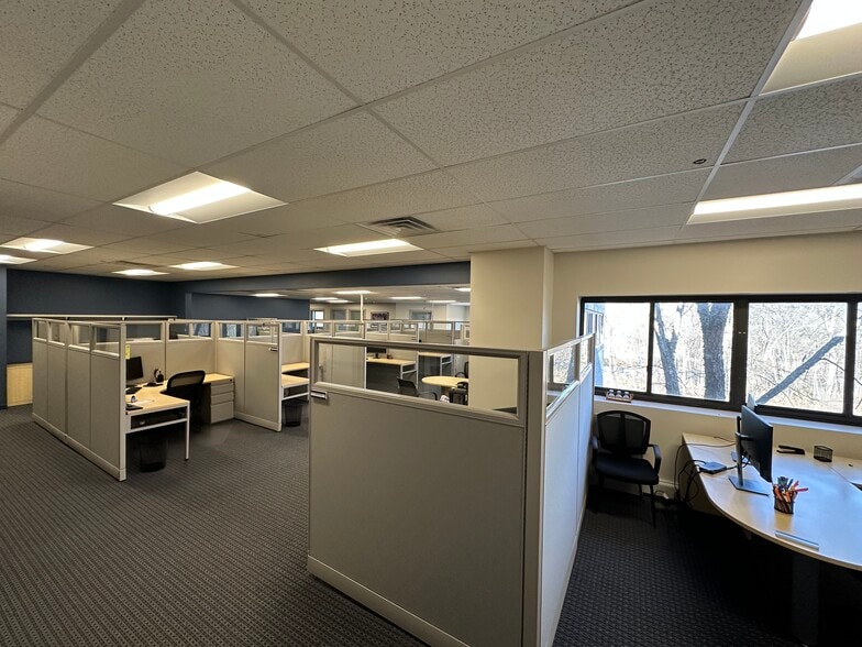 More Photos Of 301 Fields Ln, Brewster Village Research And Development For Lease