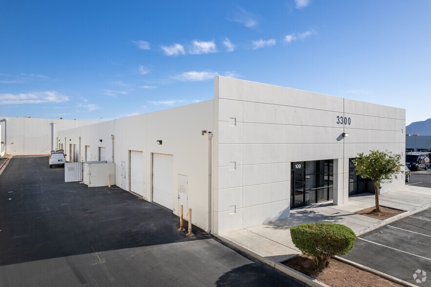 More Photos Of 3150 E Charleston Blvd, Las Vegas Unknown For Lease