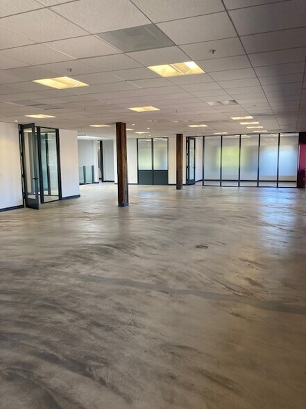 More Photos Of 611-623 Santa Cruz Ave, Menlo Park Office Residential For Lease