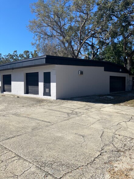 More Photos Of 400 9th Ave S, Safety Harbor Warehouse For Lease