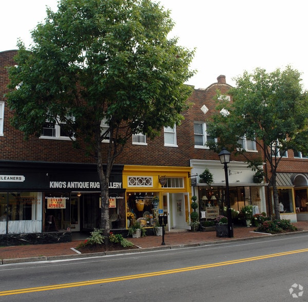 More Photos Of 1127 King St, Alexandria Storefront Retail Office For Lease