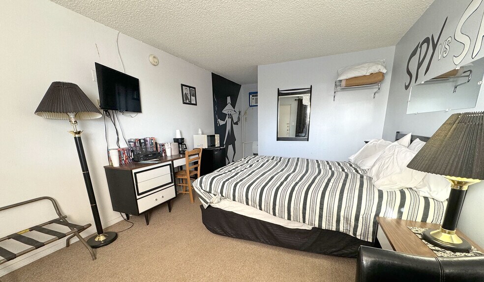 More Photos Of 21455 W I-40 Business, Seligman Hotel For Sale