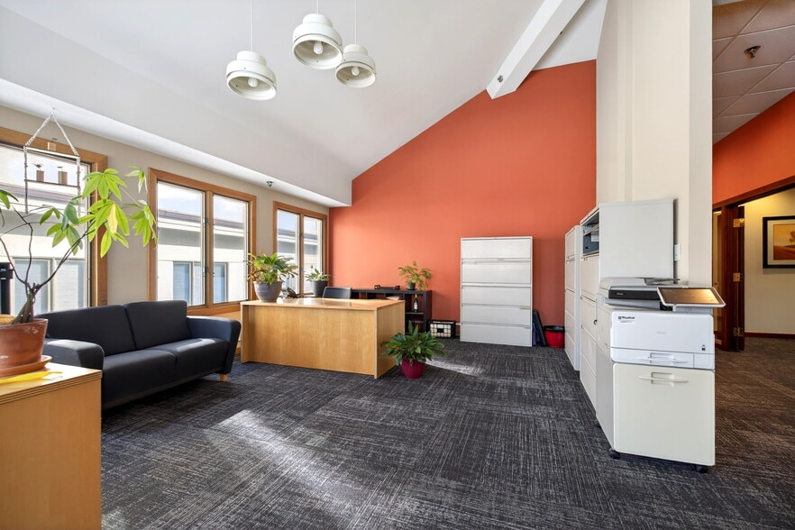 More Photos Of 6718 Loop Rd, Dayton Loft Creative Space For Sale