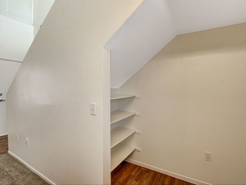 More Photos Of 801 Las Vegas Blvd S, Las Vegas Apartments For Lease