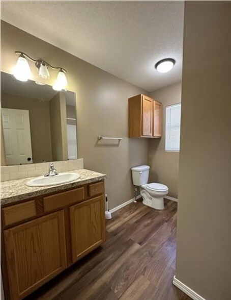 More Photos Of 1645 S Hydraulic St, Wichita Apartments For Sale