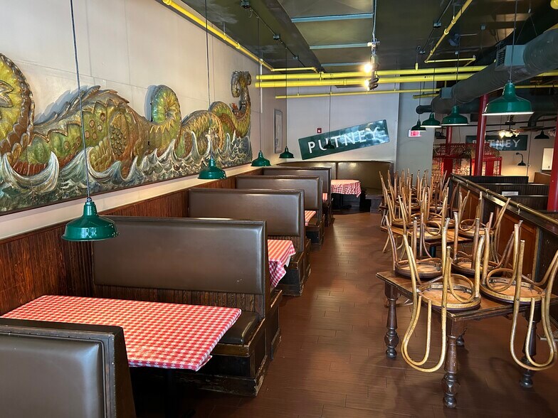 More Photos Of 310 Court Ave, Des Moines Restaurant For Sale