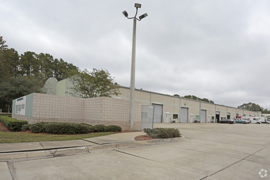 More Photos Of 9655 Florida Mining Blvd W, Jacksonville Warehouse For Lease