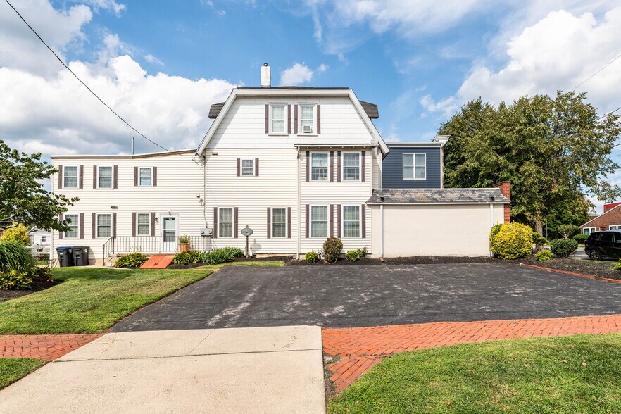 More Photos Of 800 Fayette St, Conshohocken Freestanding For Sale