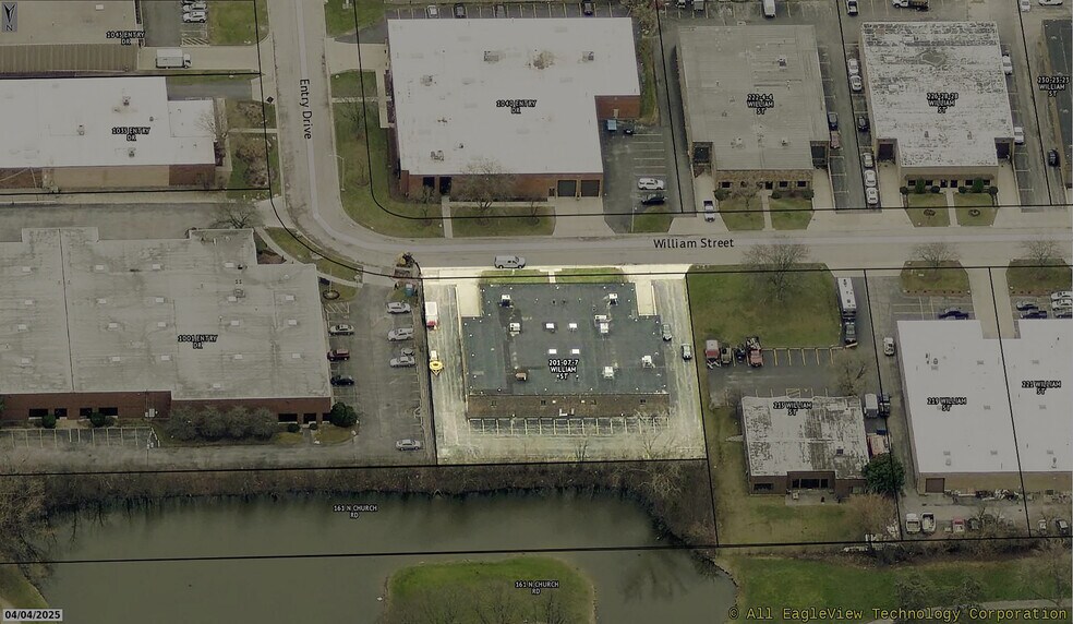 More Photos Of 201-207 William St, Bensenville Warehouse For Lease