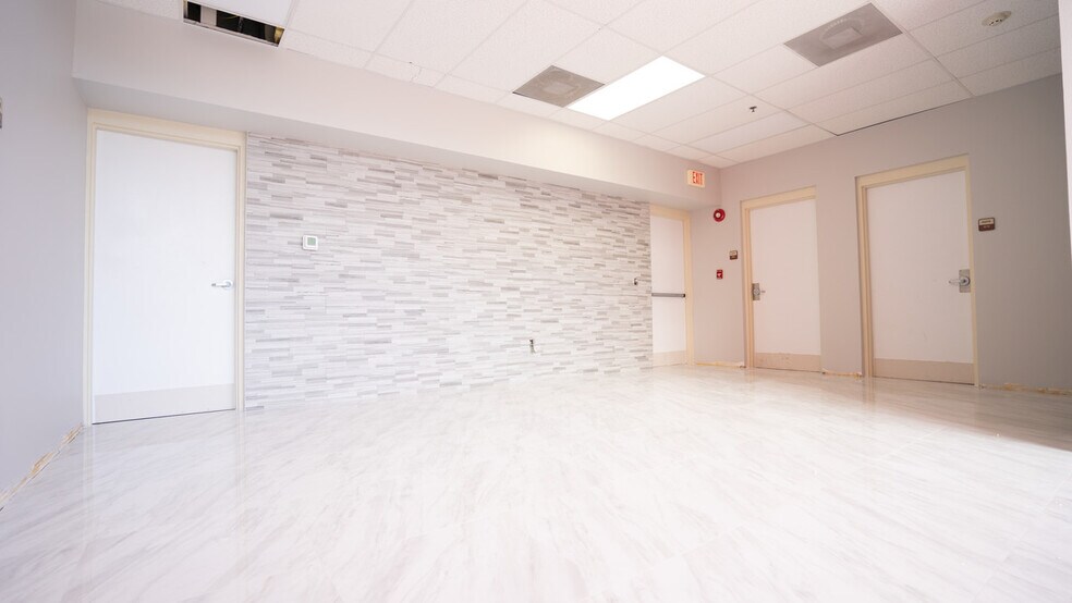 More Photos Of 1270 Upsala Rd, Sanford Office For Lease